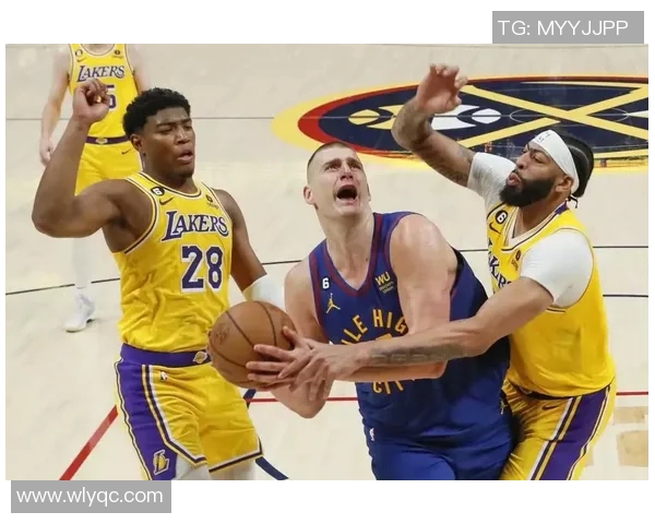 今日湖人对阵掘金比赛数据分析及精彩瞬间回顾